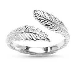 14K White Gold Feather Toe Ring
